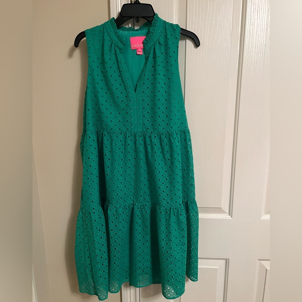 Beautiful Lilly Pulitzer eyelet dress. Stunning color. Worn once.